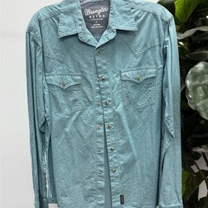 Wrangler Women's Teal Button Down Shirt